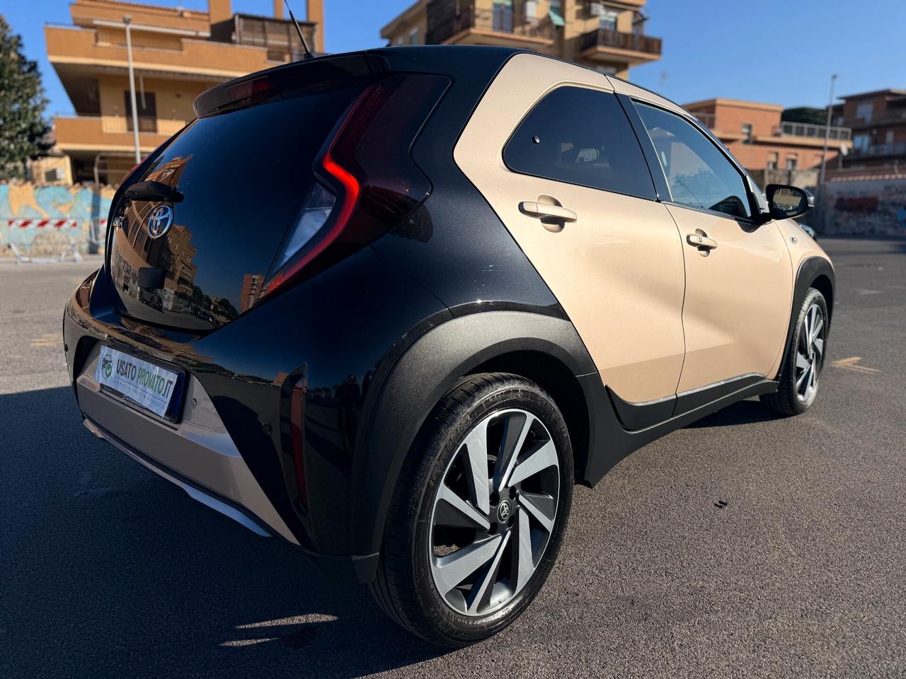 Toyota Aygo X 1.0 72cv Lounge AUTOMATICA