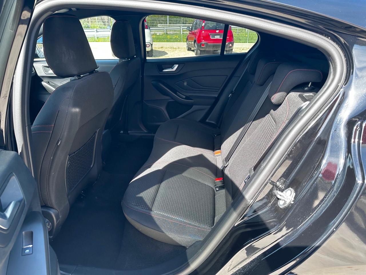 Ford Focus 1.5TDCI 115 CV automatico ST-Line PREZZO VERO