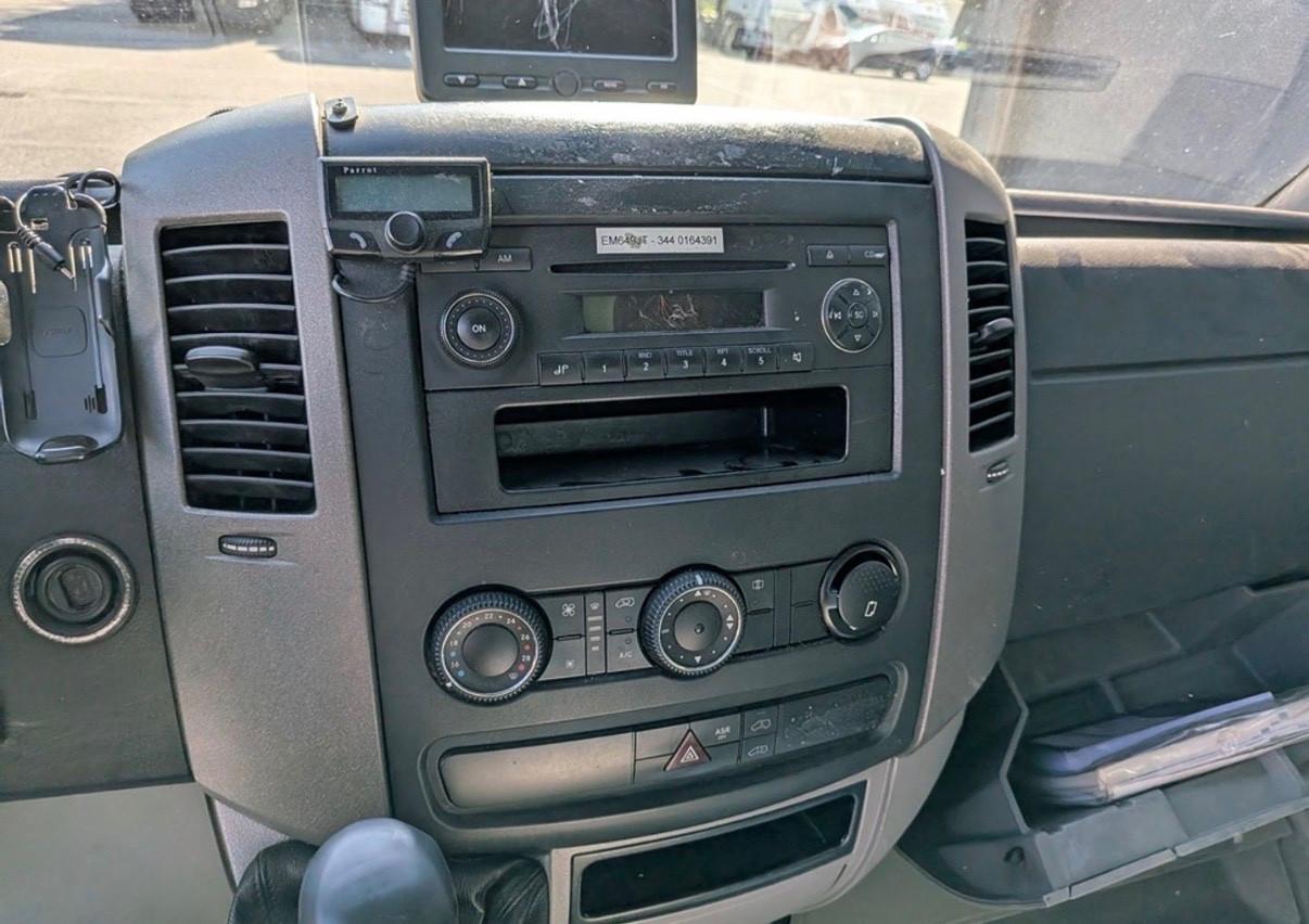 Mercedes Benz Sprinter