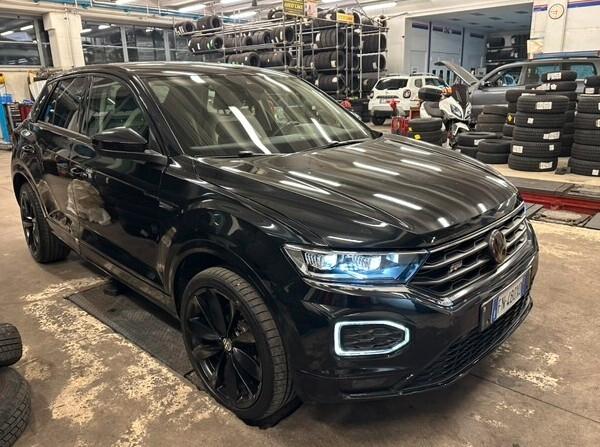 Volkswagen T-Roc 1.5 TSI 150cv - Aziendale R-LINE