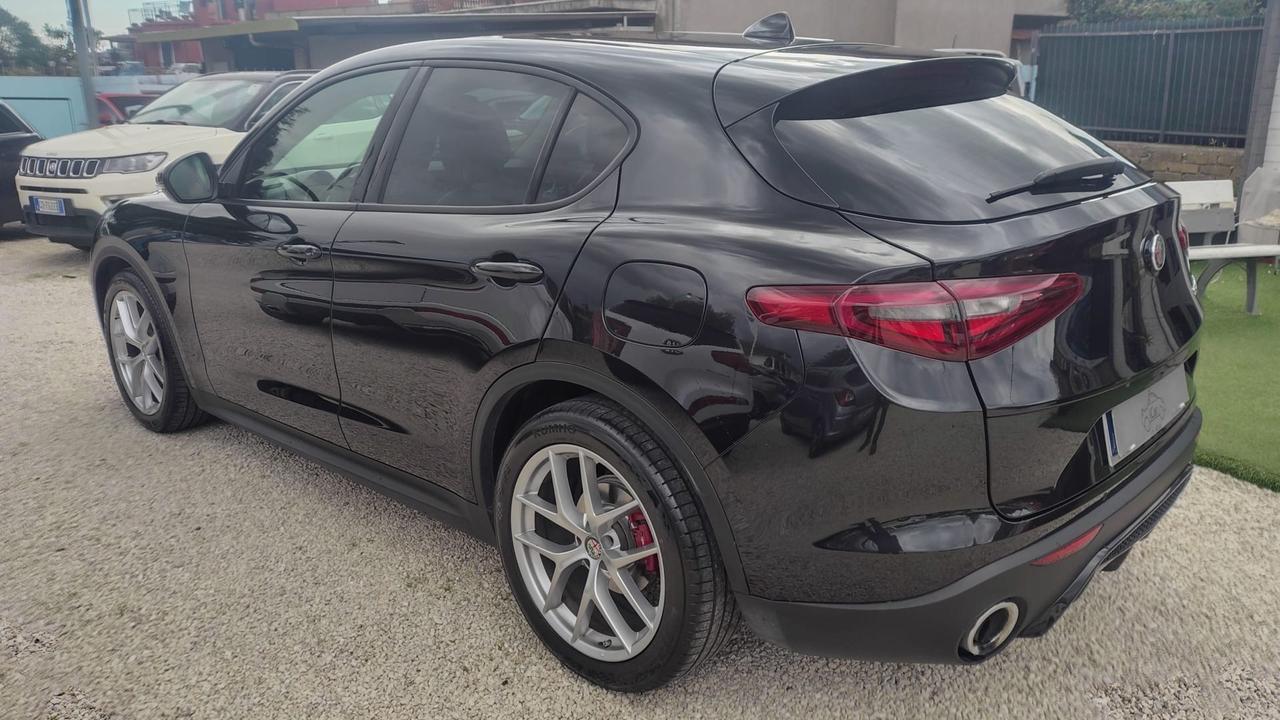 Alfa Romeo Stelvio 2.2 Turbodiesel 190 CV AT8 RWD Executive