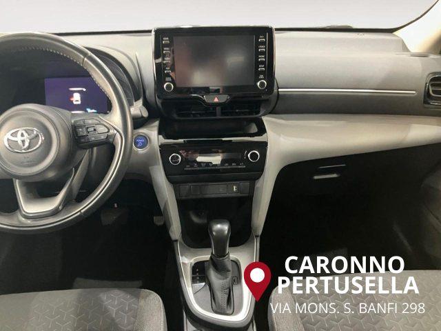 TOYOTA Yaris Cross 1.5 Hybrid 5p. E-CVT AWD-i Business