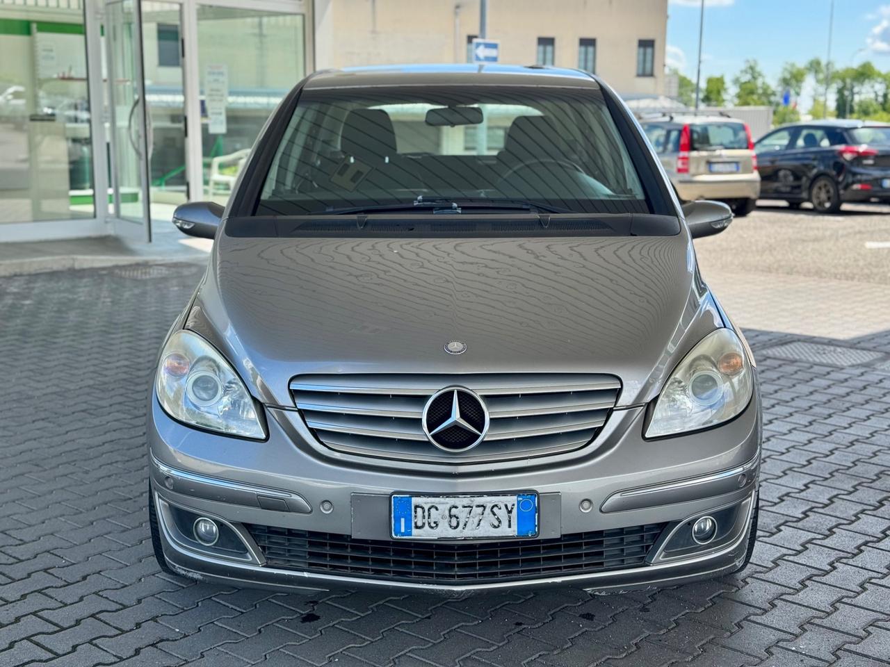 Mercedes B 150 Sport benzina ok neopatentati 5porte no limiti ambientali