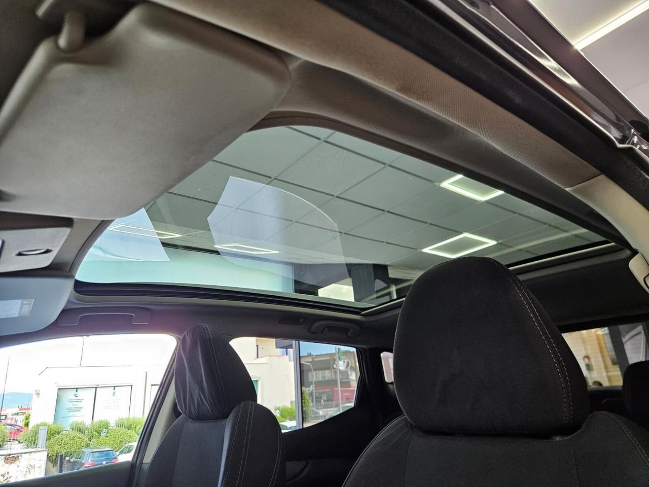 Nissan Qashqai 1.2 DIG-T Visia - TETTO PANORAMICO - NEOPATENTATI