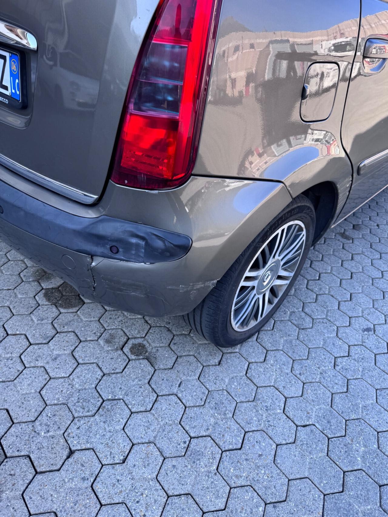 Lancia MUSA 1.4 16V Platino Plus