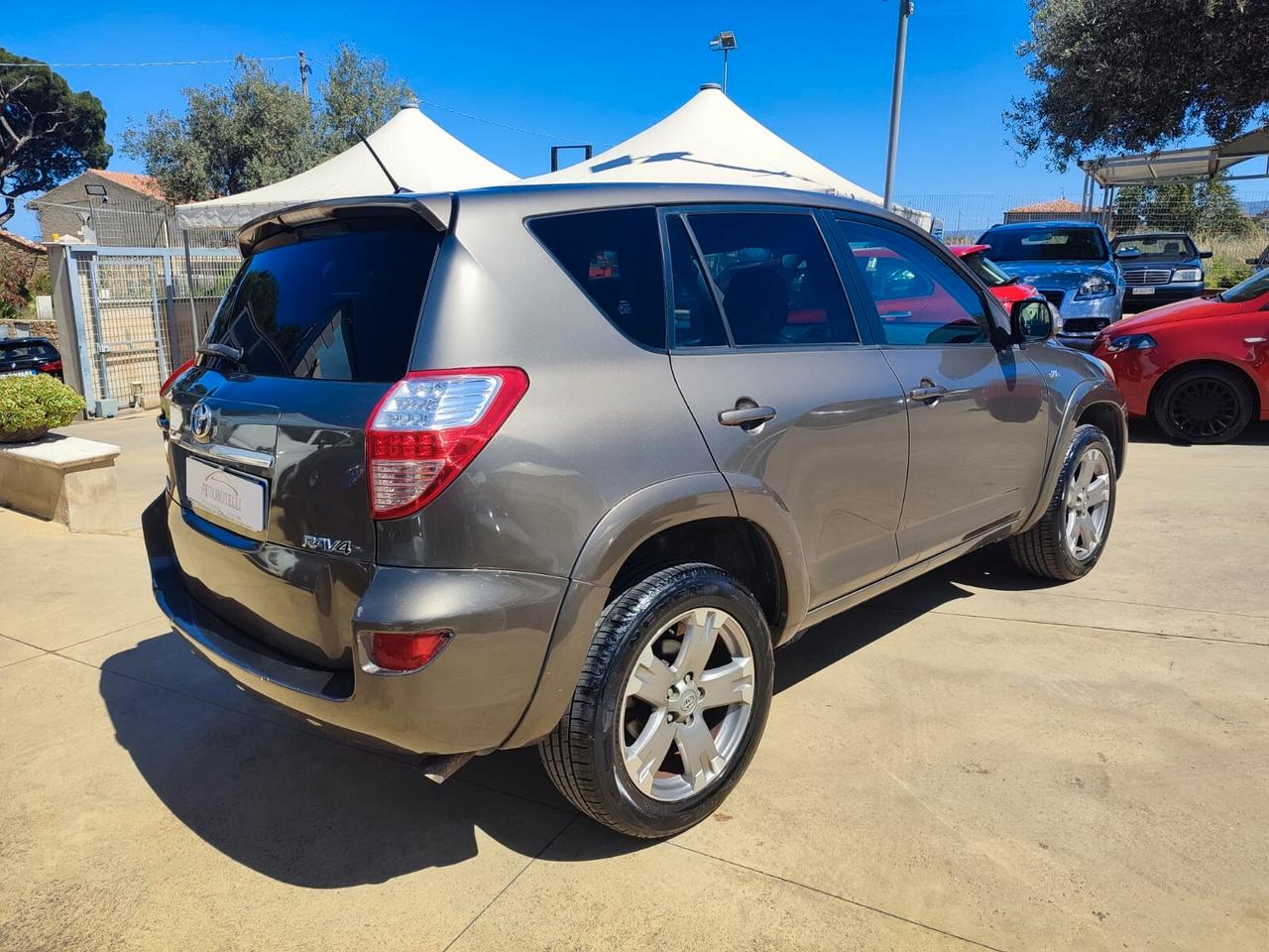 Toyota RAV 4 RAV4 2.2 D-4D 150 CV DPF Luxury