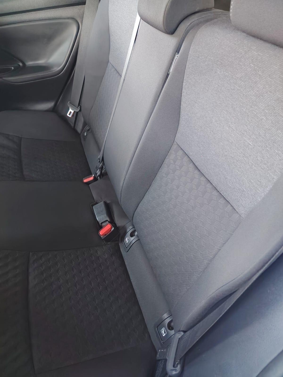 Toyota Yaris CAMBIO AUTOMATICO 1.5 Hybrid 5 porte