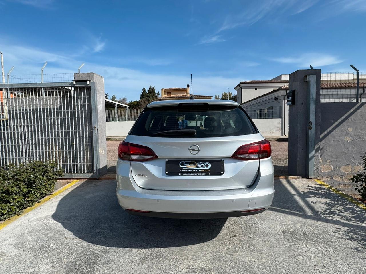 Opel Astra 1.6 cdti Innovation 110cv