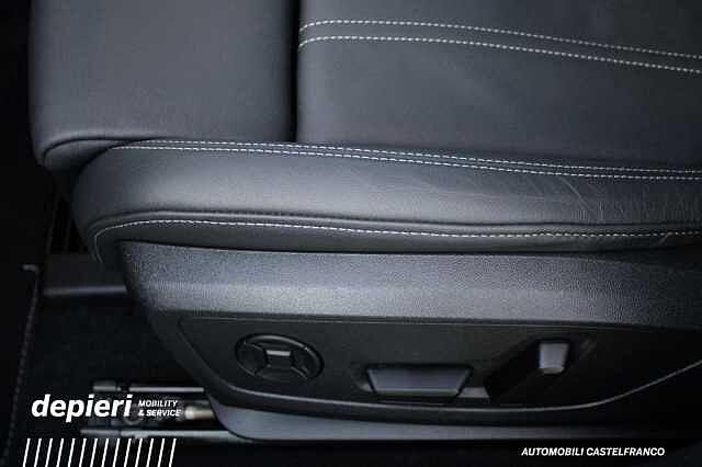 Audi A3 Allstreet 35 TFSI S tronic Identity Contrast mhev