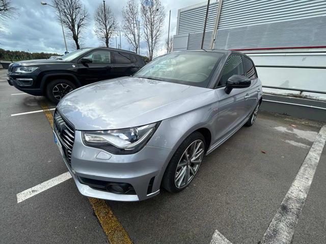 AUDI A1 1.2 TFSI S line edition