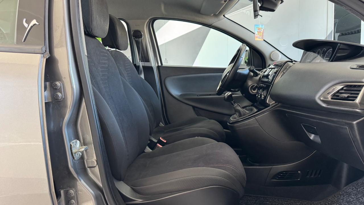 Lancia Ypsilon 1.3 MJT 16V 95 CV 5 porte S&S Gold