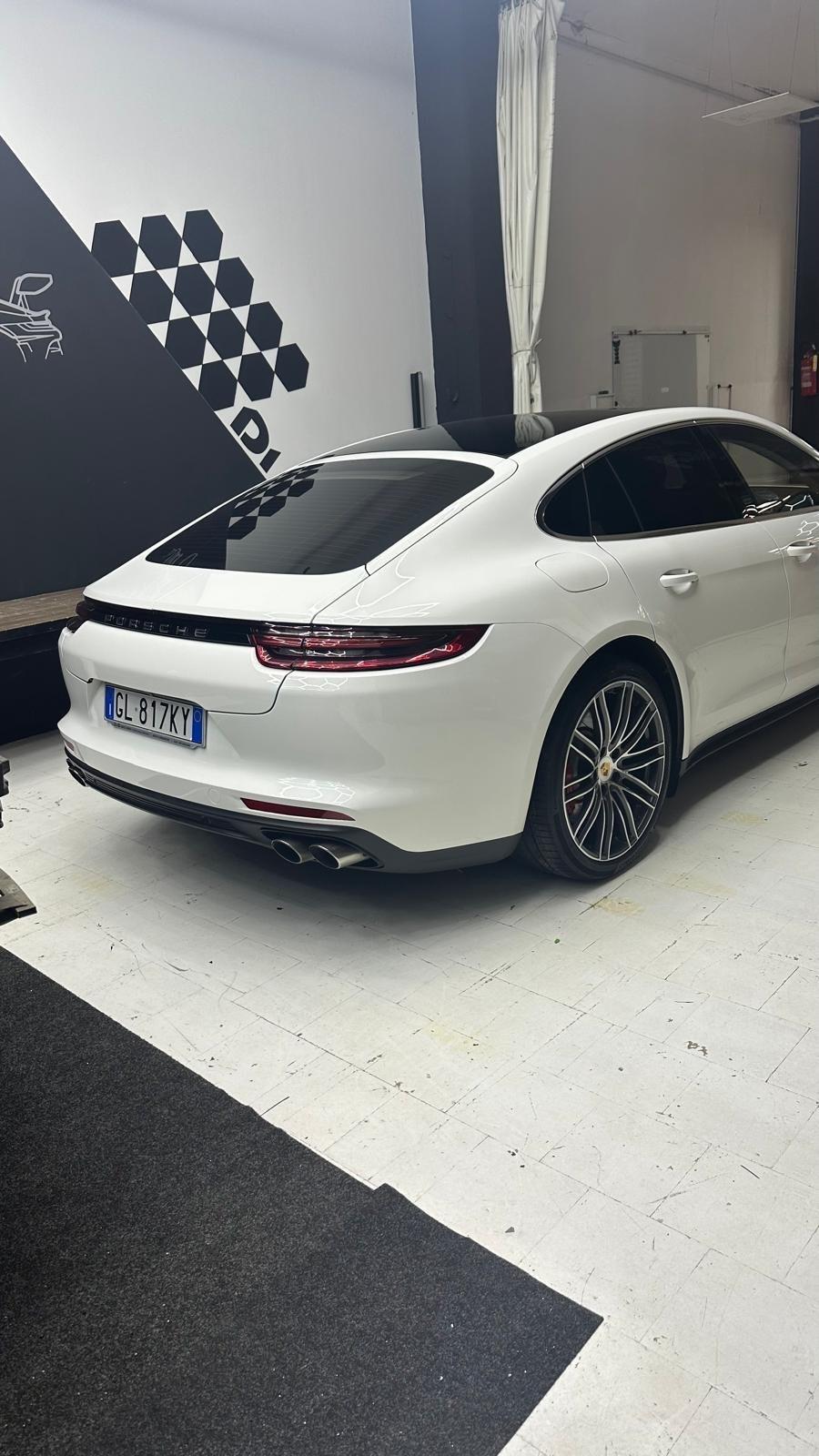 Porsche Panamera 4.0 Turbo Sport Turismo