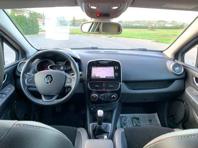 RENAULT - Clio Sporter 1.5 Dci Energy Excite; Navi; Fari Led; Sensori di Parcheggio Ant e Post; Pelle e Tessuto;