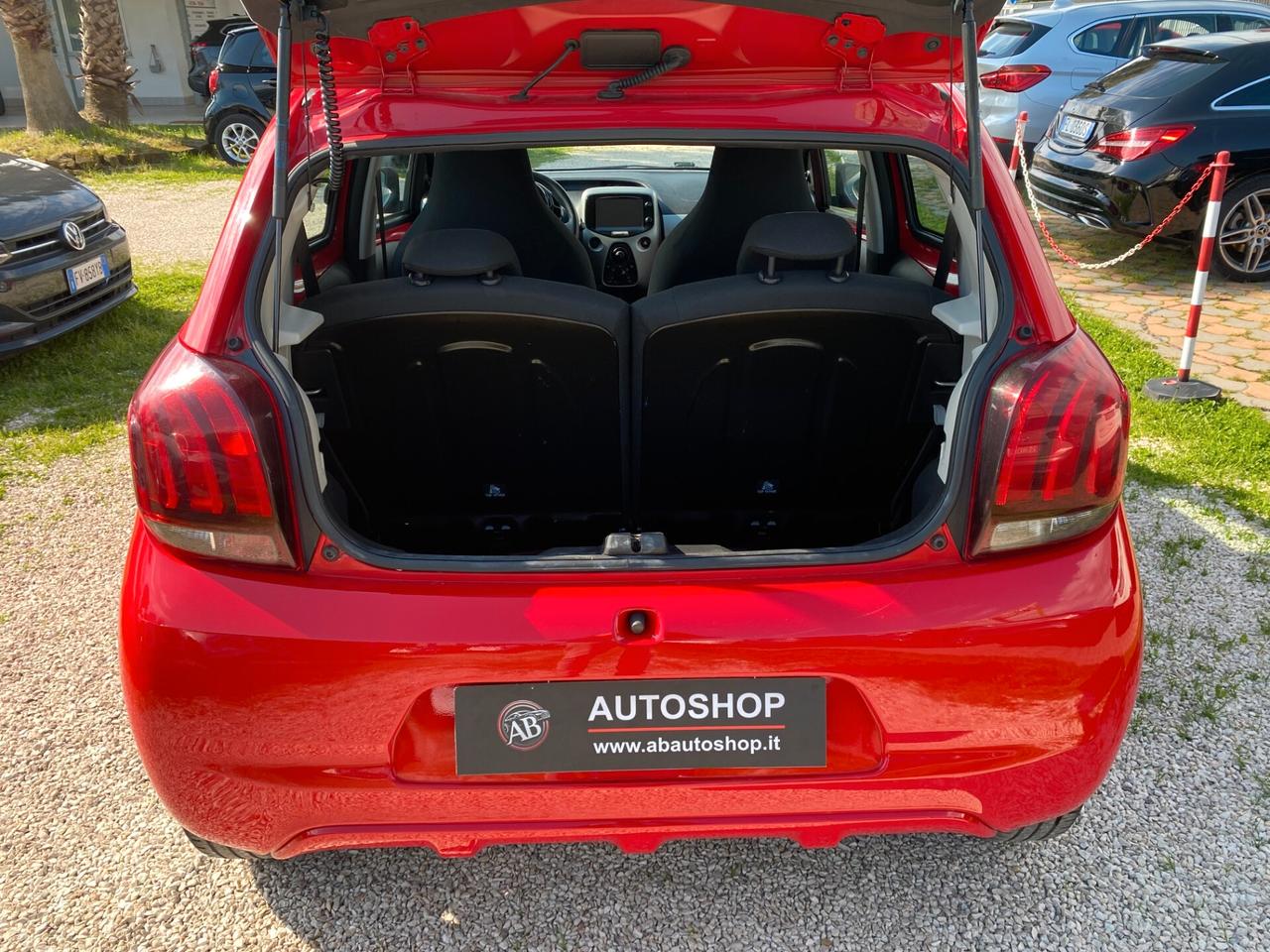 PEUGEOT - 108 - VTi 68 5p. - NEOPATENTATI - FINANZIABILE