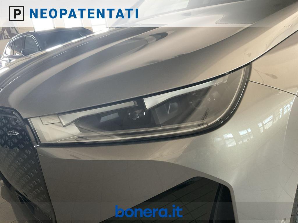 BMW iX 40 pacchetto sportivo xDrive