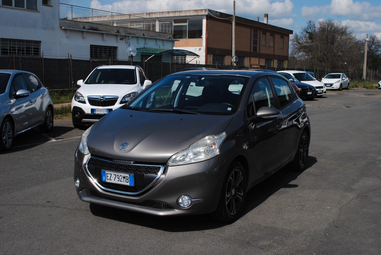 PEUGEOT 208 1.4 HDI 68 CV OK NEOPATENTATI