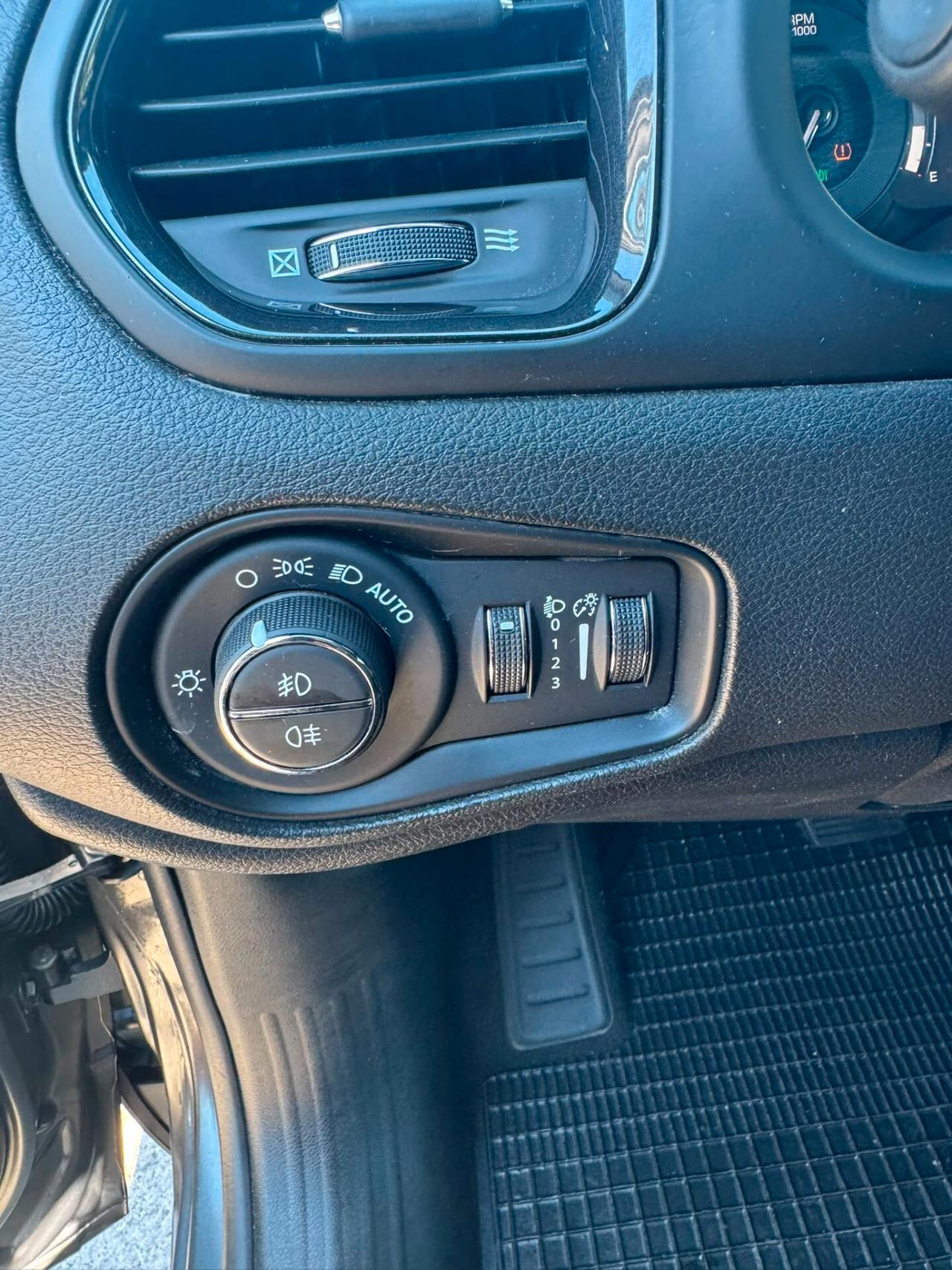 Disponibile Jeep Renegade 1.3 4xe Automatico