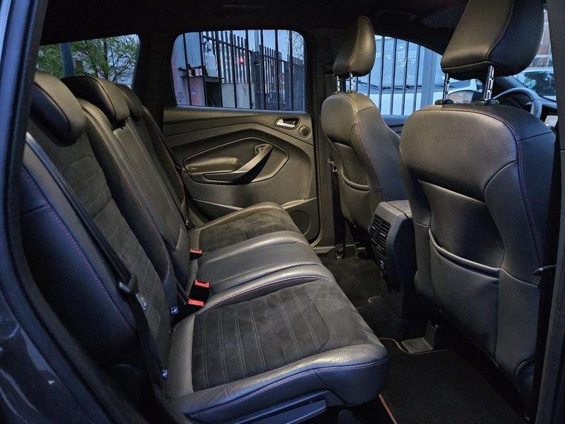 Ford Kuga 2.0 TDCI 120 CV S&S 2WD Powershift ST-Line