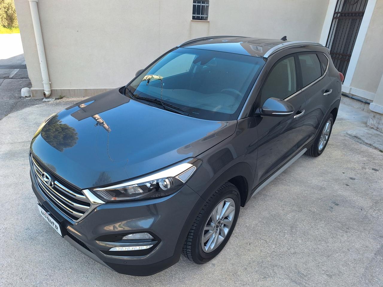 Hyundai Tucson 1.7 crdi X POSSIBLE NAVI CAMERA 2018
