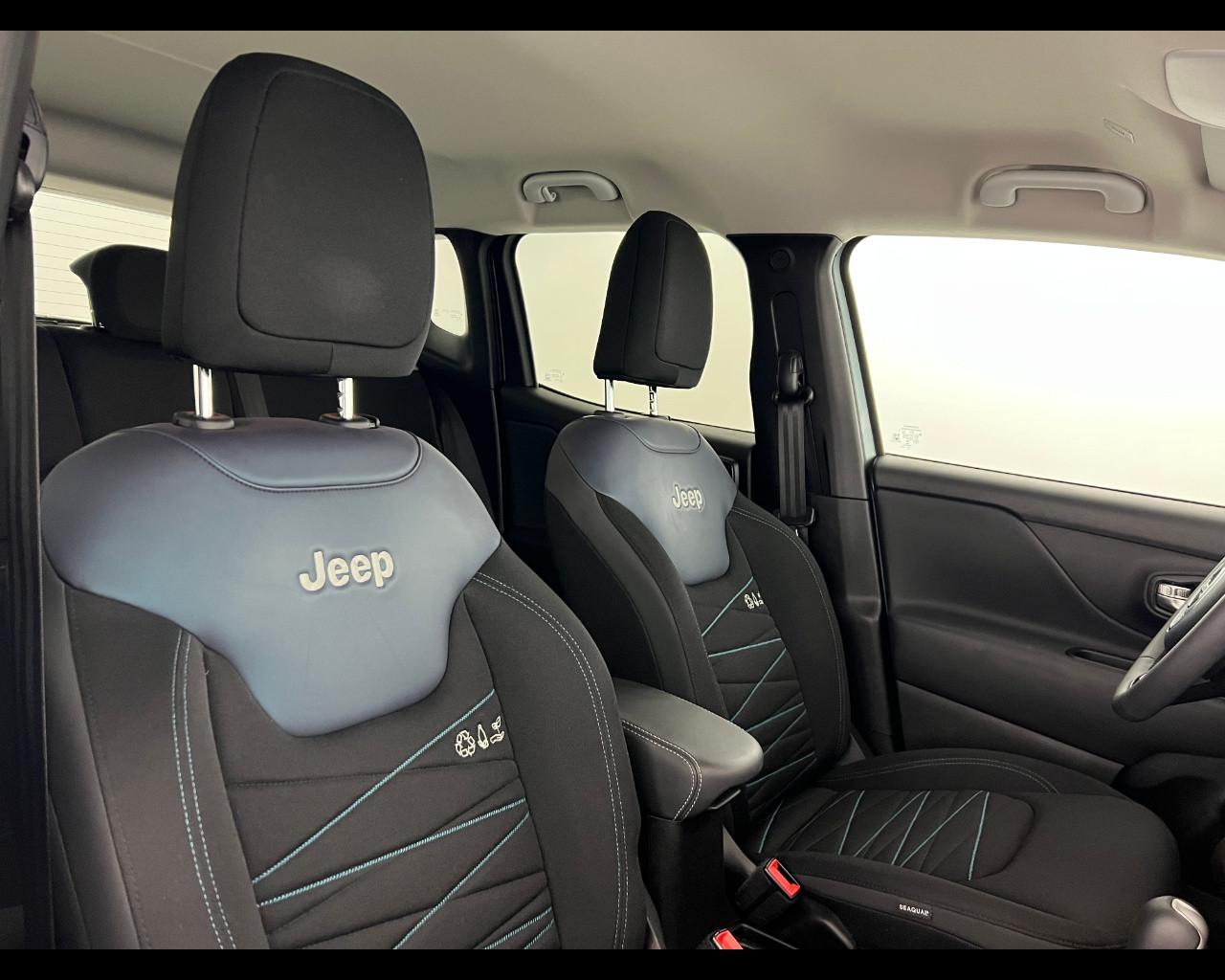 JEEP Renegade 1.5 turbo t4 mhev Upland 2wd 130cv dct