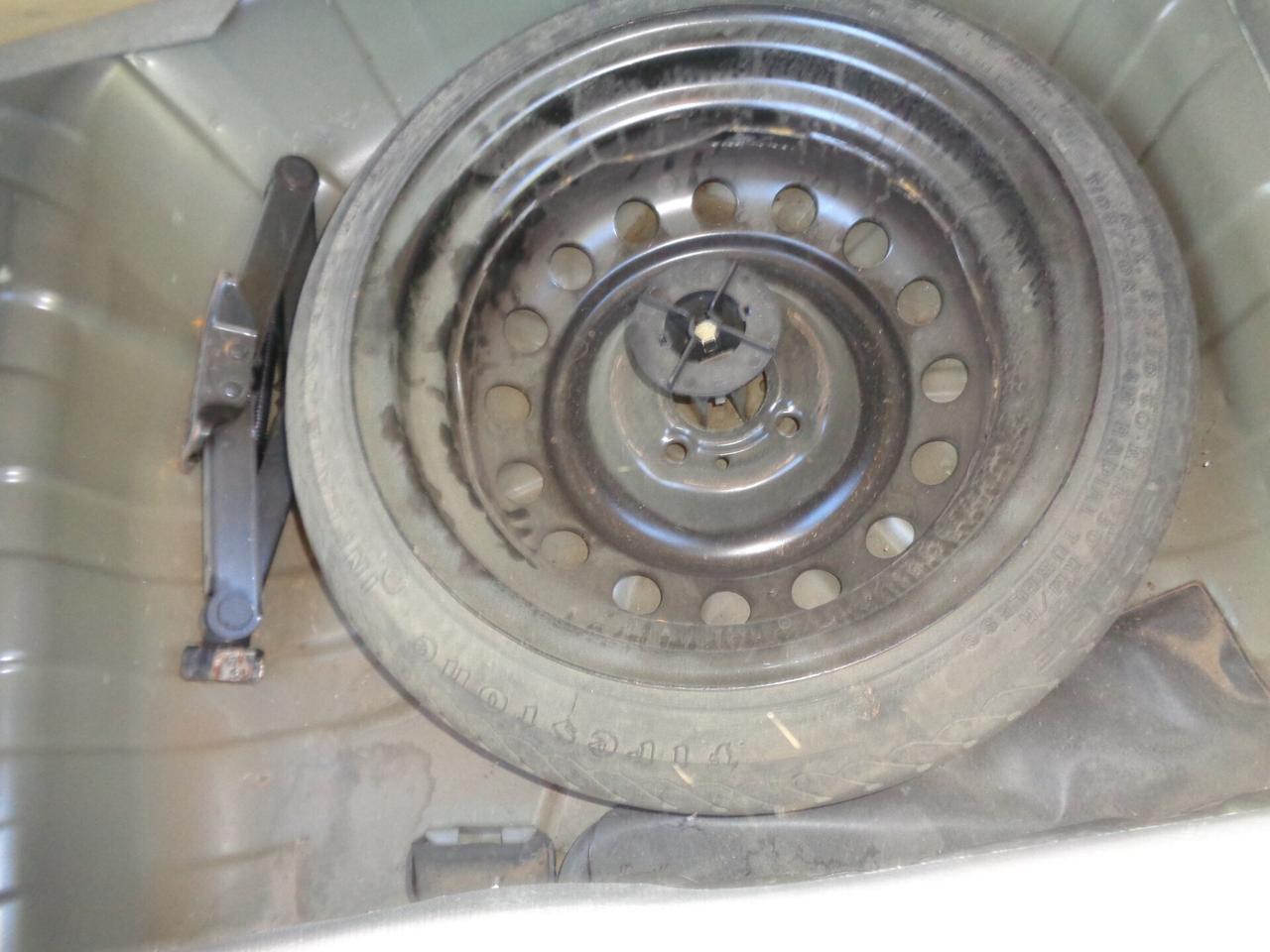 Nissan Micra 1.0 16V 3 porte