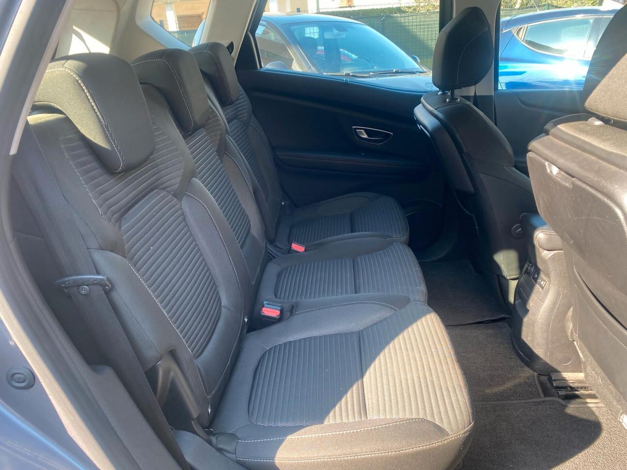 Renault Scenic Scénic dCi 130 CV Energy Sport Edition2