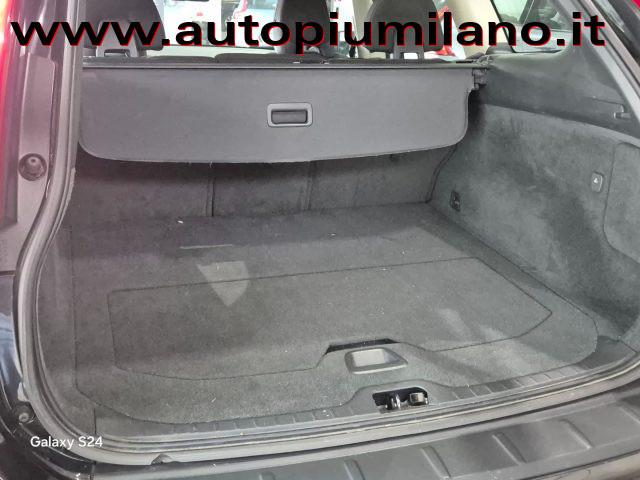 VOLVO XC60 D4 AWD Geartronic Kinetic