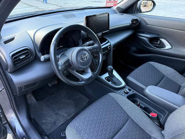 TOYOTA Yaris Cross 1.5 Hybrid 5p. E-CVT AWD-i Lounge