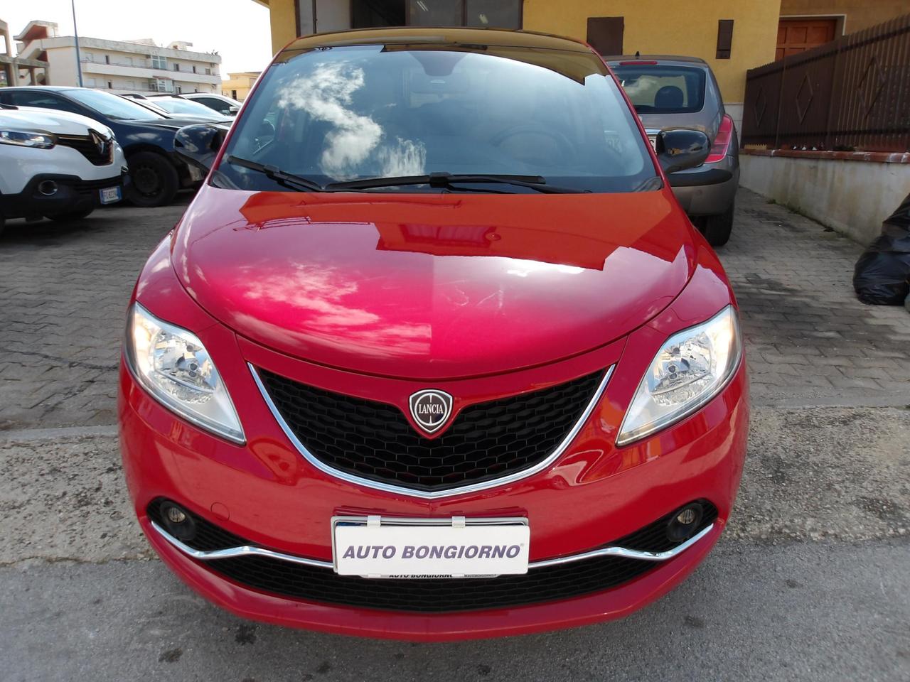 Lancia Ypsilon 5 Porte Ypsilon 0.9 t.air Gold 85cv dfn
