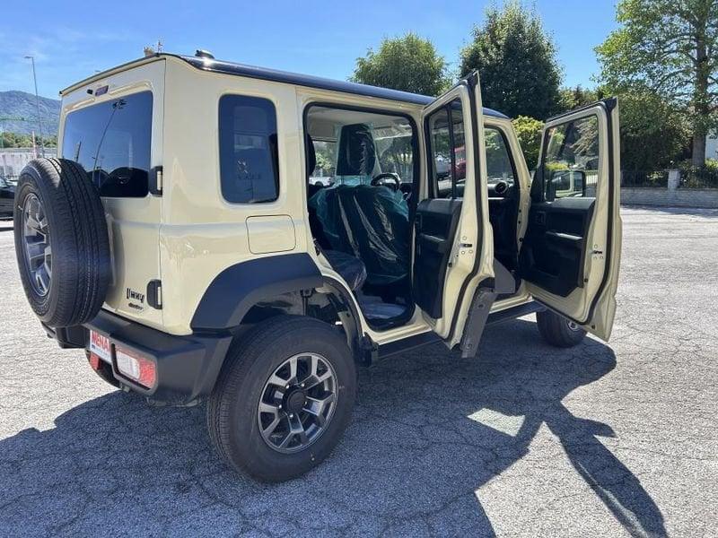 Suzuki Jimny 1.5 AT 5 PORTE 4 POSTI AUTOMATICO