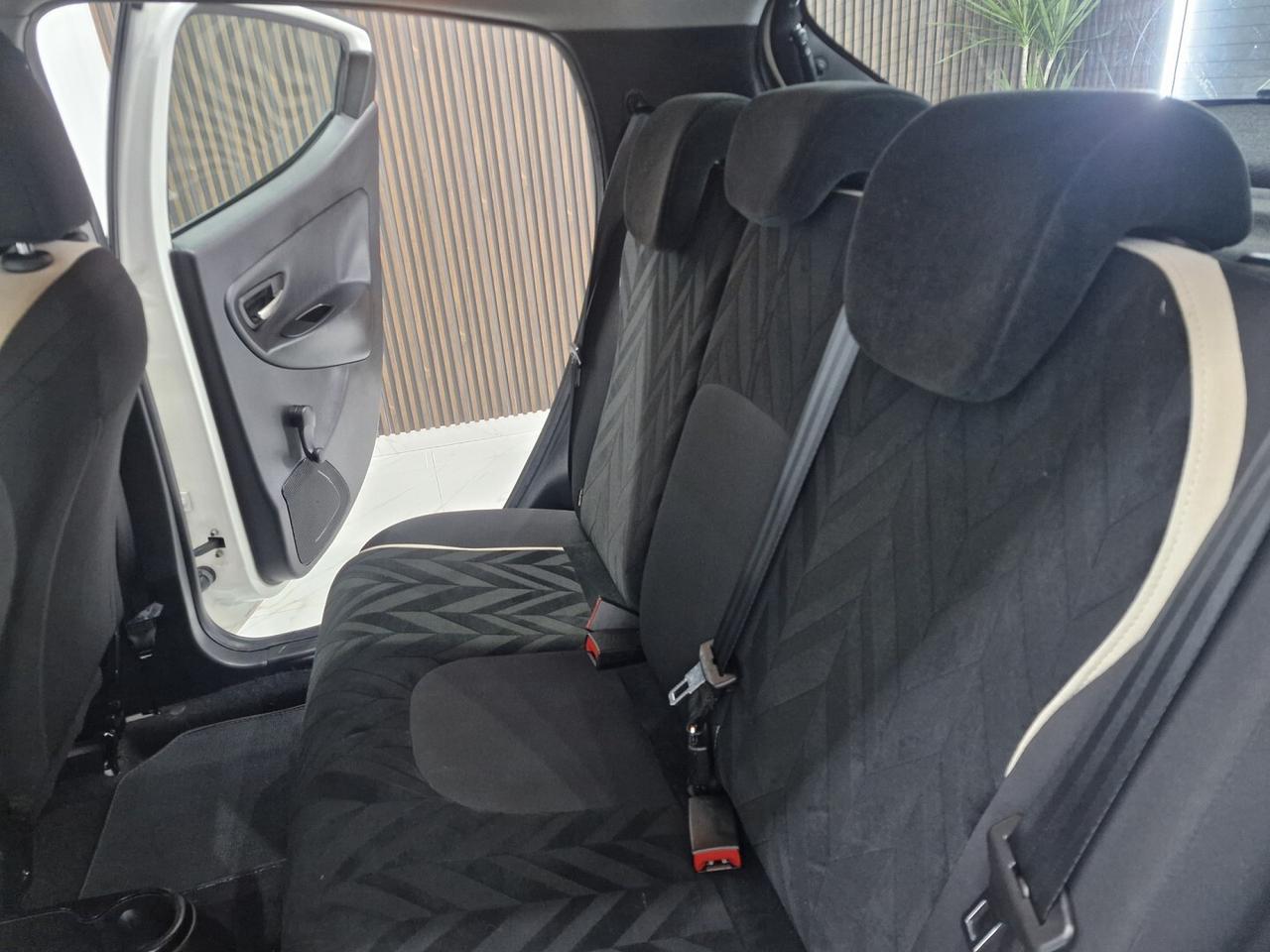 LANCIA YPSILON 1.2 69CV Ecochic GOLD ANNO 2016