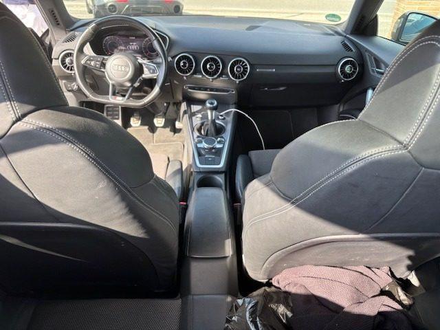AUDI TT Roadster 1.8 TFSI S - Line