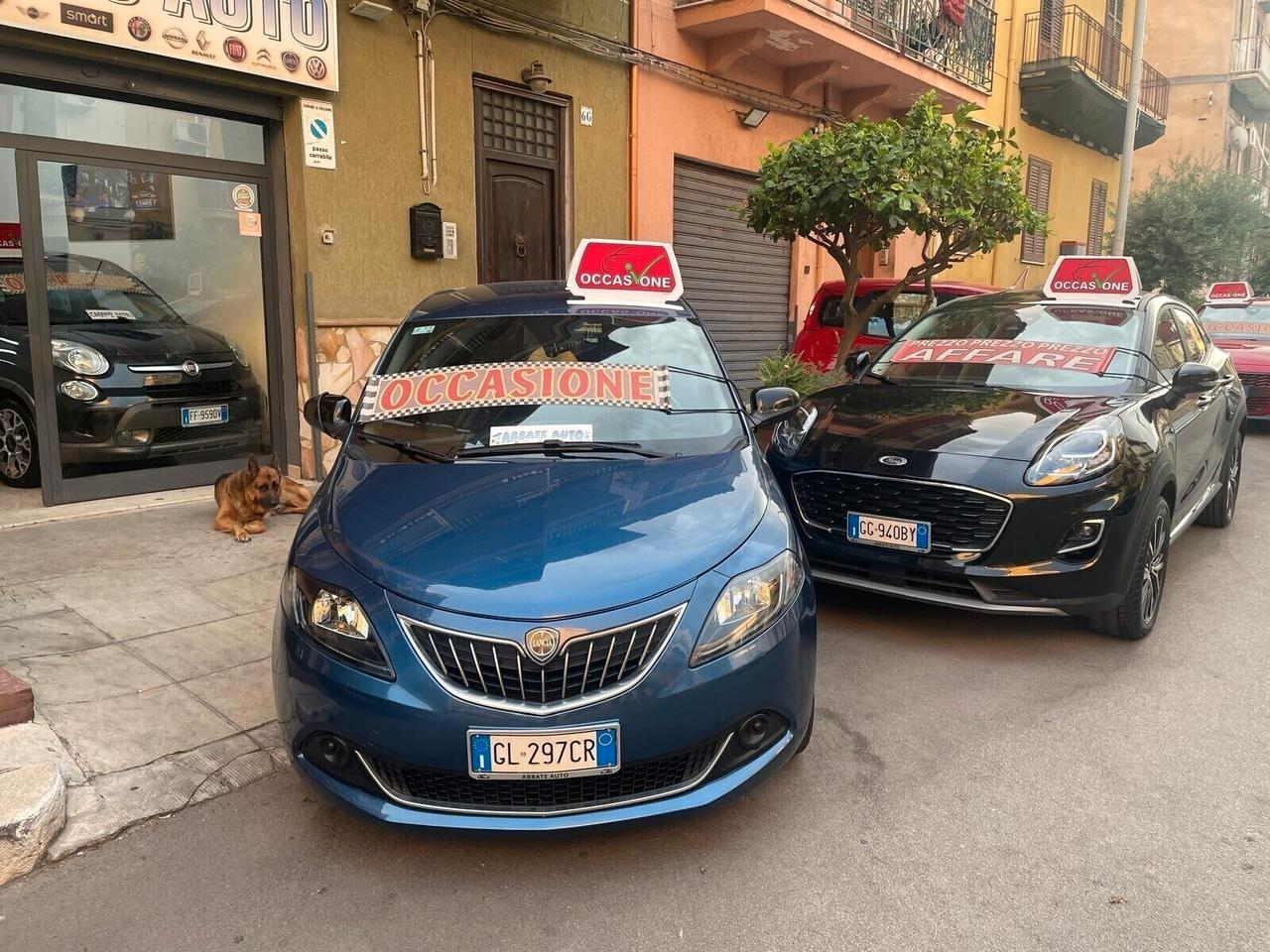 Lancia Ypsilon 1.0 FireFly 5 porte S&S Hybrid Ecochic UnYca