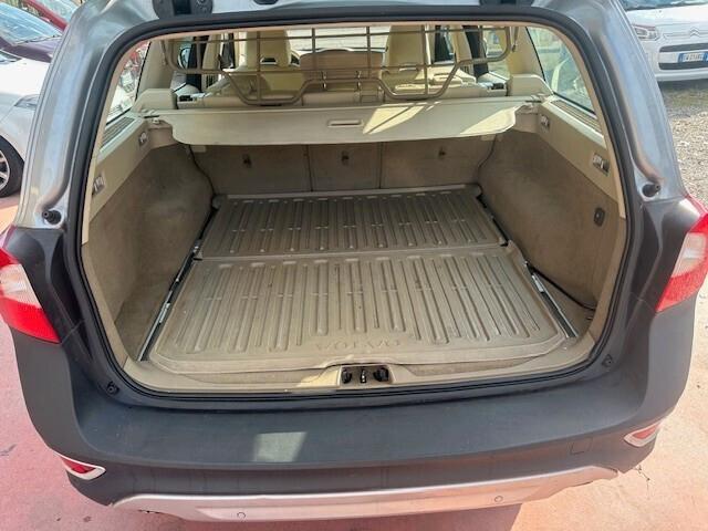 Volvo XC 70 XC70 D5 AWD Momentum, AUTOMATICA!!!