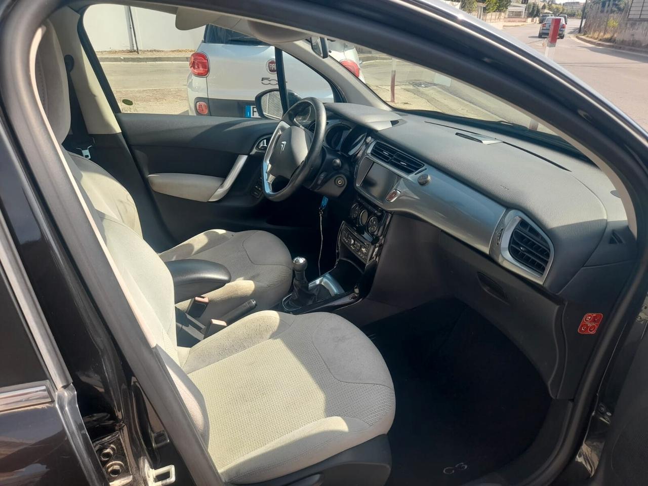 Citroen C3 1.4cc gpl (PRIVATO)- 2010