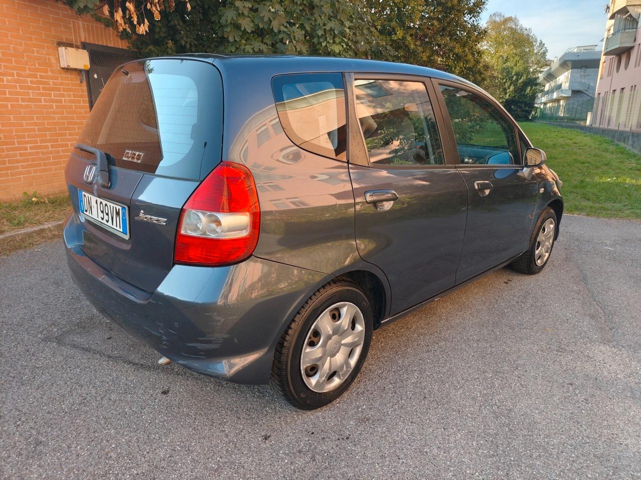 Honda Jazz 1.2 i-dsi 60 Milà km