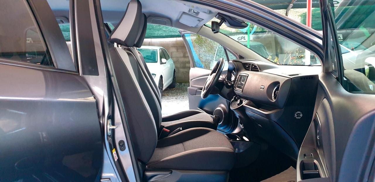 TOYOTA YARIS 1.5 BENZINA/IBRIDA GARANZIA CASA TOYOTA