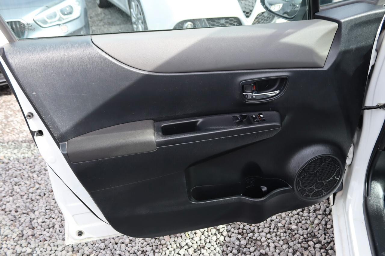 Toyota Yaris 1.4 D-4D 5 porte PANORAMA C.AUTOMATICO