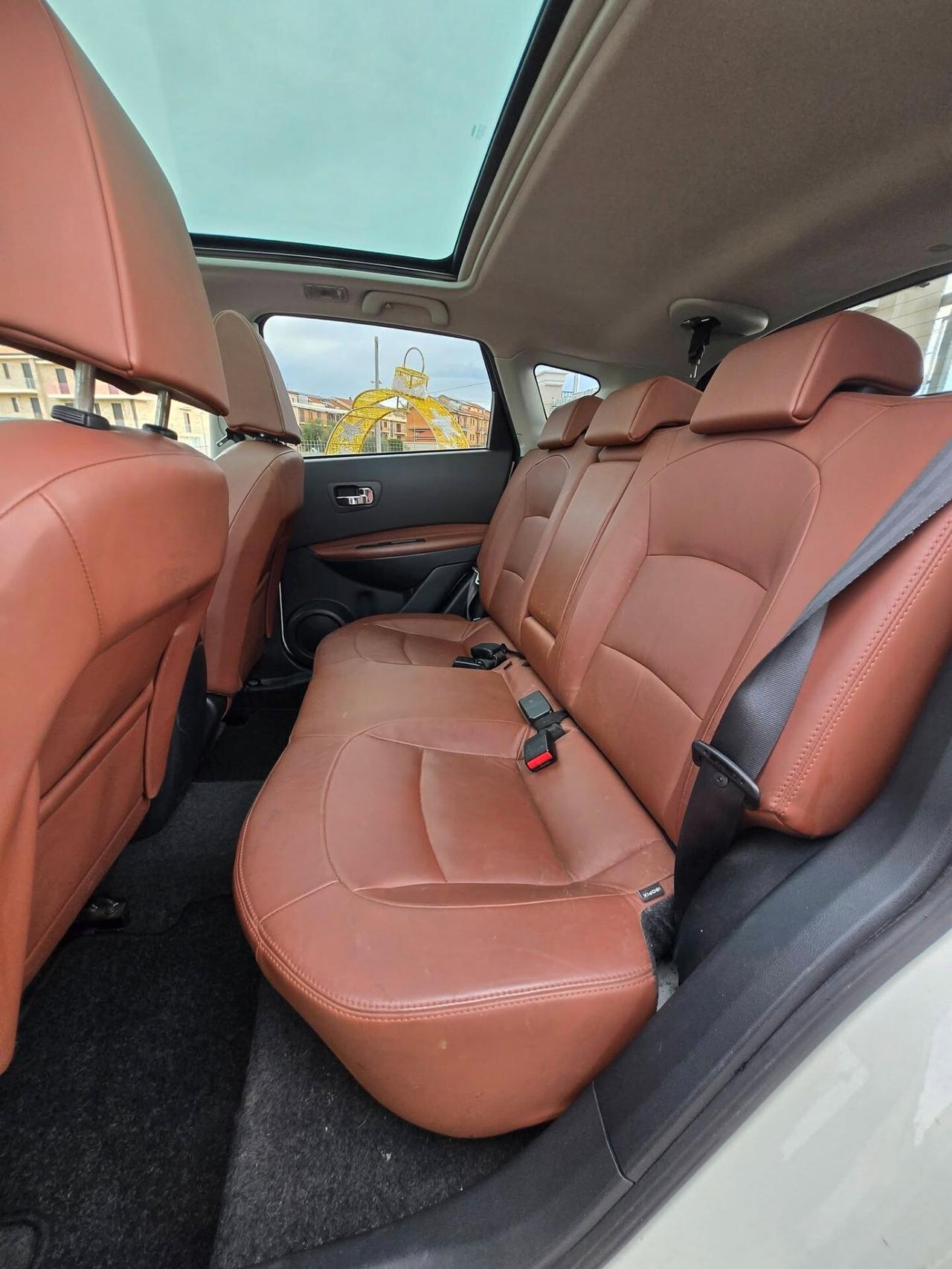 Nissan Qashqai 2.0 dCi DPF 4WD Tekna