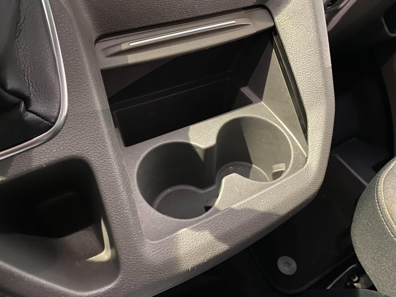 Ford Tourneo Custom 310 2.0 TDCi 130CV PC Titanium