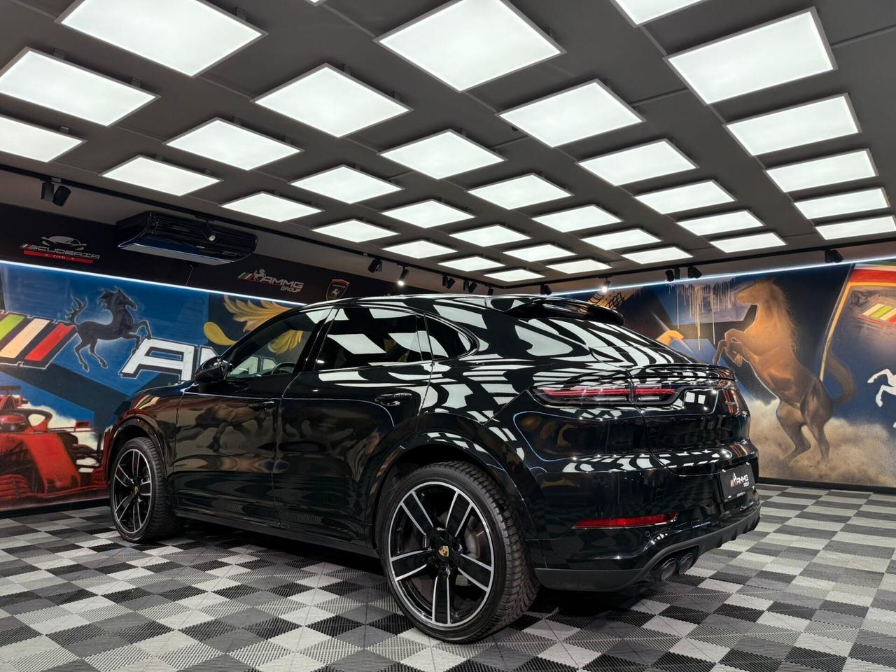 Porsche Cayenne Coupé Platinum Edition (260)