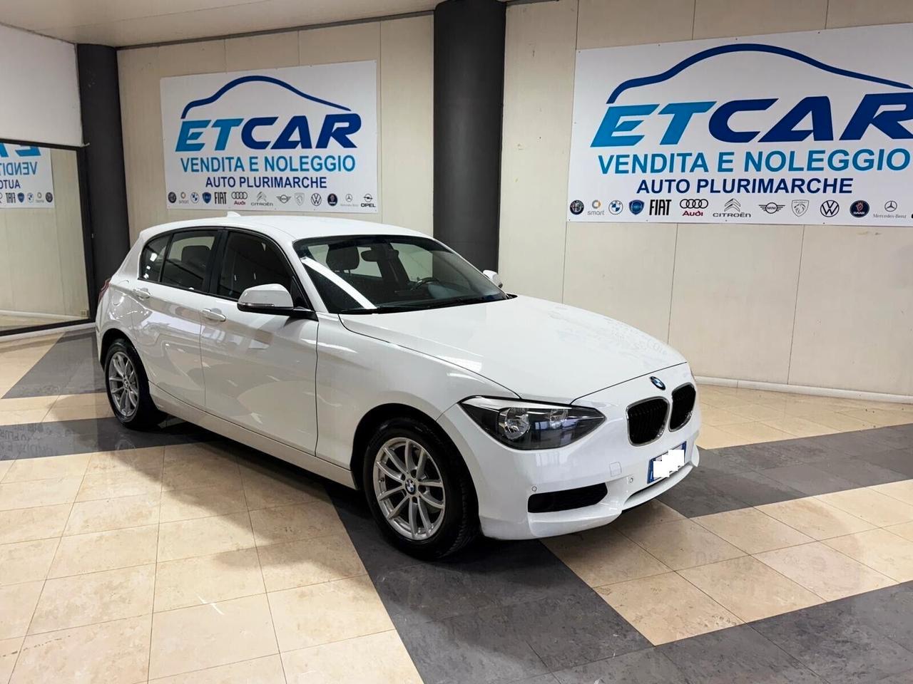 Bmw 116 116d 5p. Urban 2015