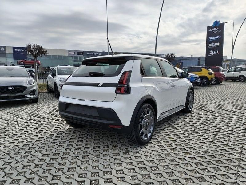 Renault 5 Renault E-Tech Evolution urban range 120cv