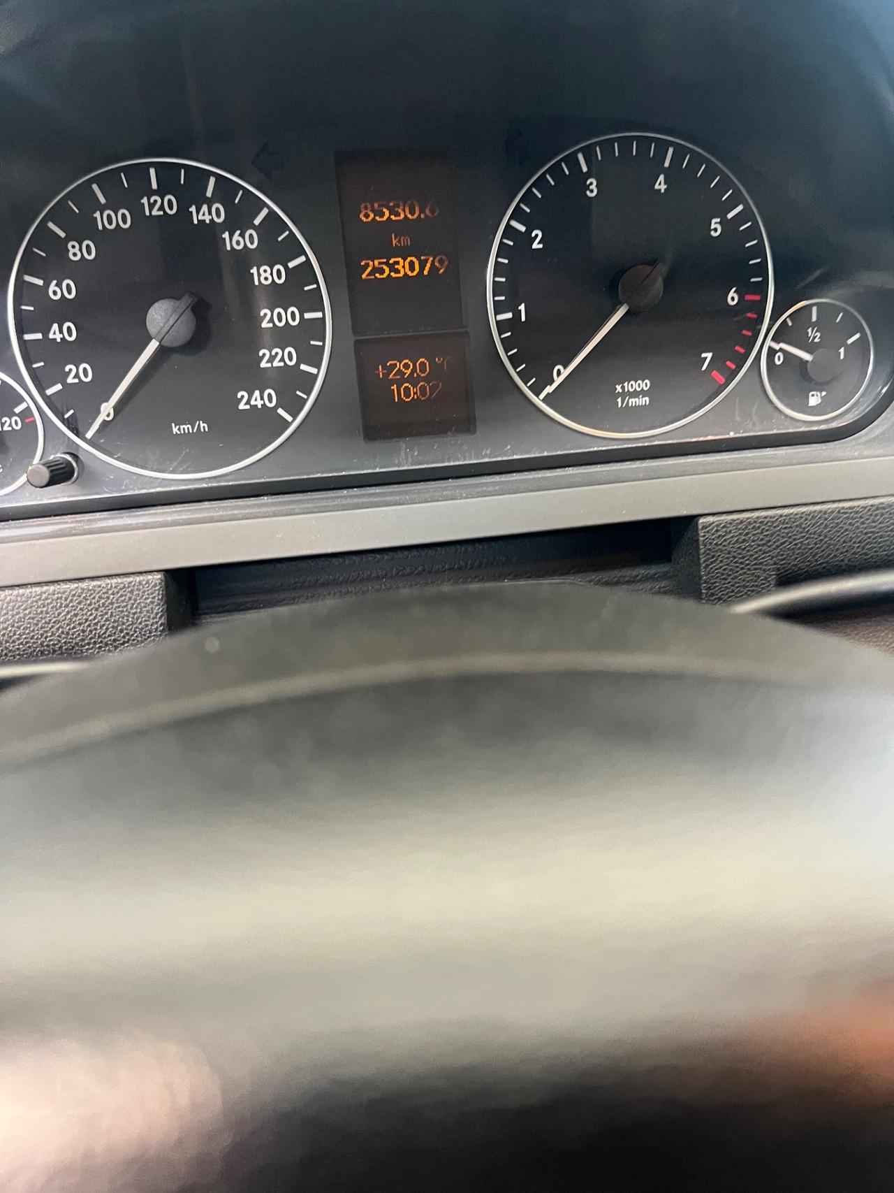 Mercedes-benz A 160 BlueEFFICIENCY Special Edition