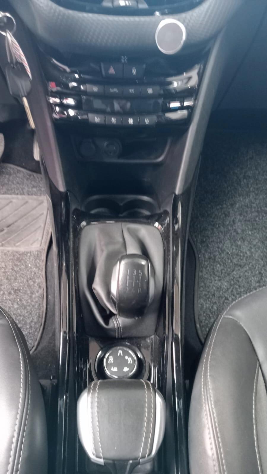 Peugeot 2008 BlueHDi 100 Allure