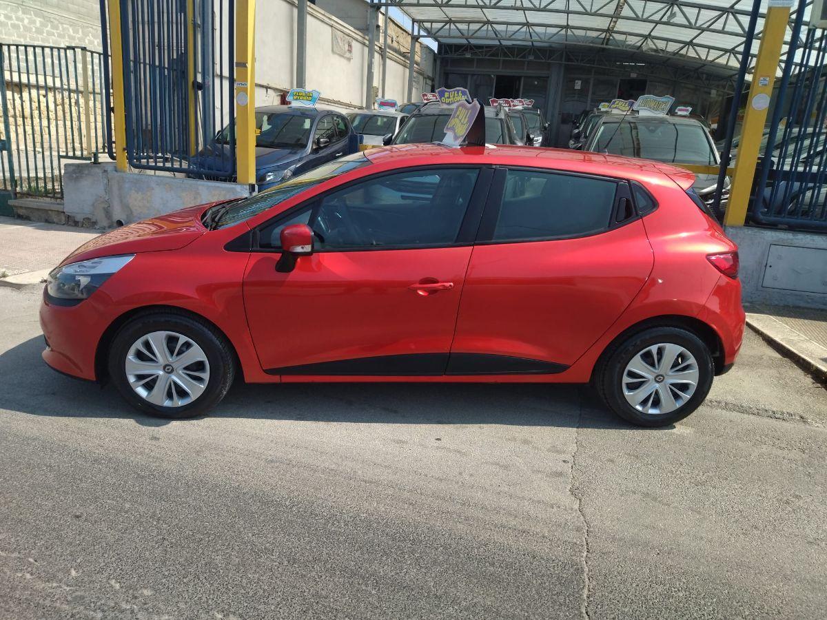 RENAULT Clio 1.2 75CV 5p. Authentique 2016