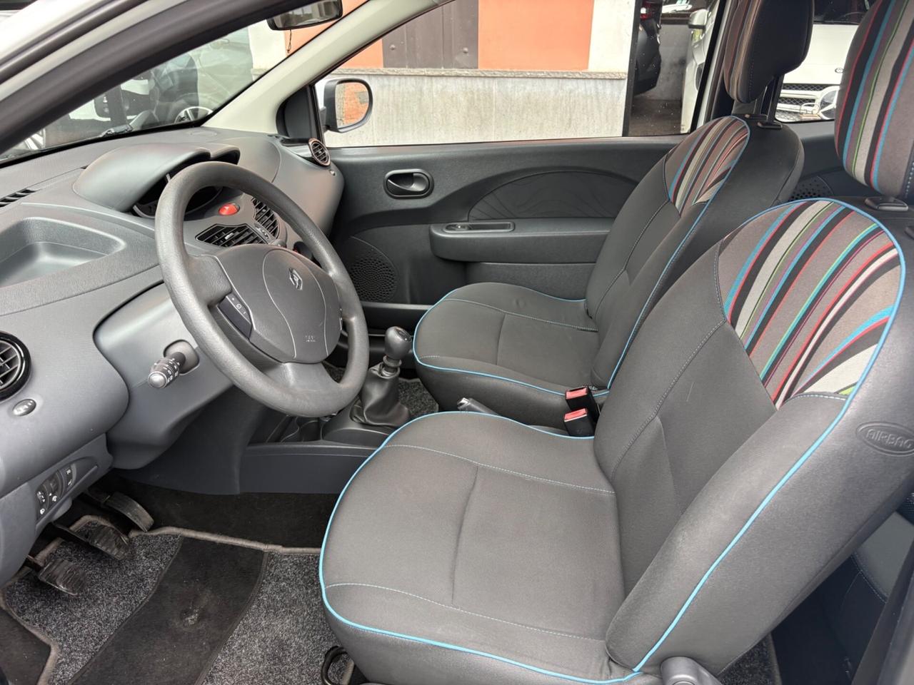 Renault Twingo 1.2 16V 75cv 2012