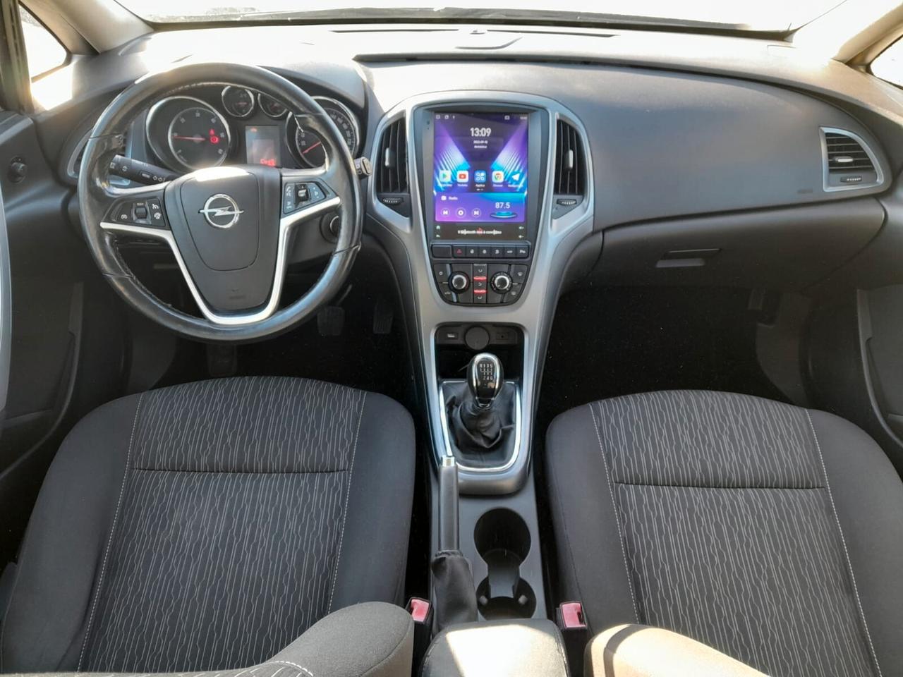 Opel Astra 1.7 CDTI 110CV