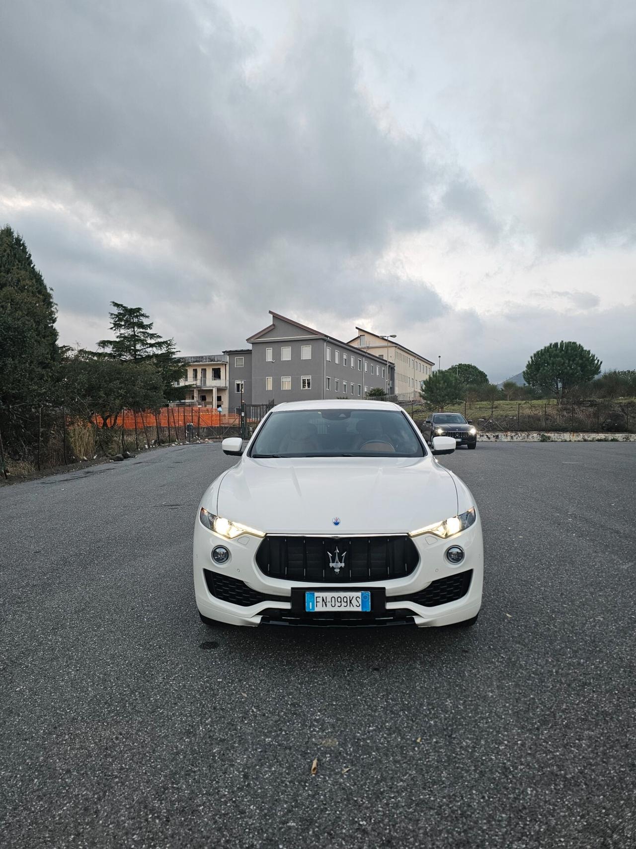 Maserati Levante V6 Diesel 275 CV AWD Gransport