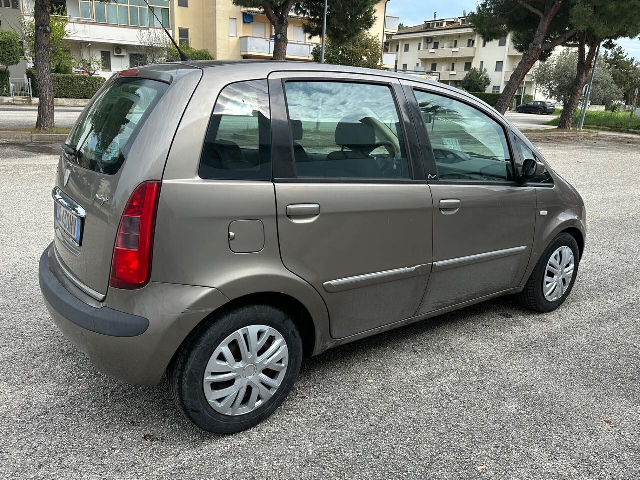 Lancia MUSA 1.3 Multijet 16V 90 CV neop. 2007